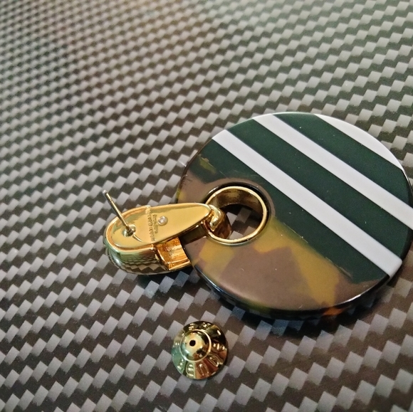 Vintage Henri Bendel Statement Earring - Picture 9 of 9